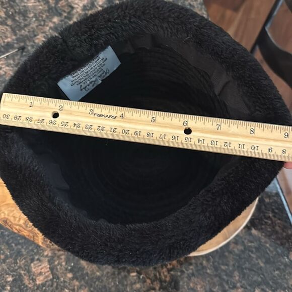 Kate Landry Hat - Picture 6 of 6